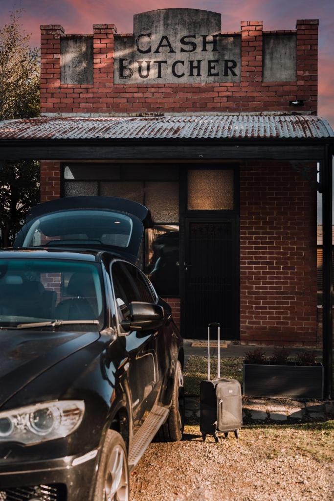 The Cash Butcher - Classy & Centrally Located photo 1