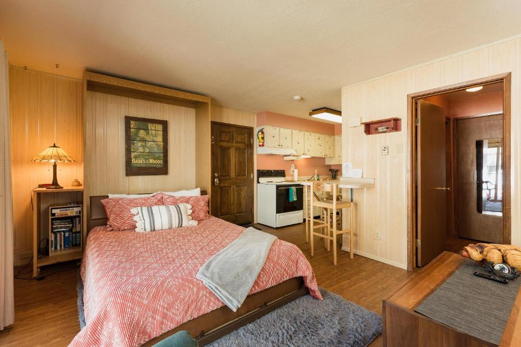 Studio Purgatory Townhome 108 photo 3
