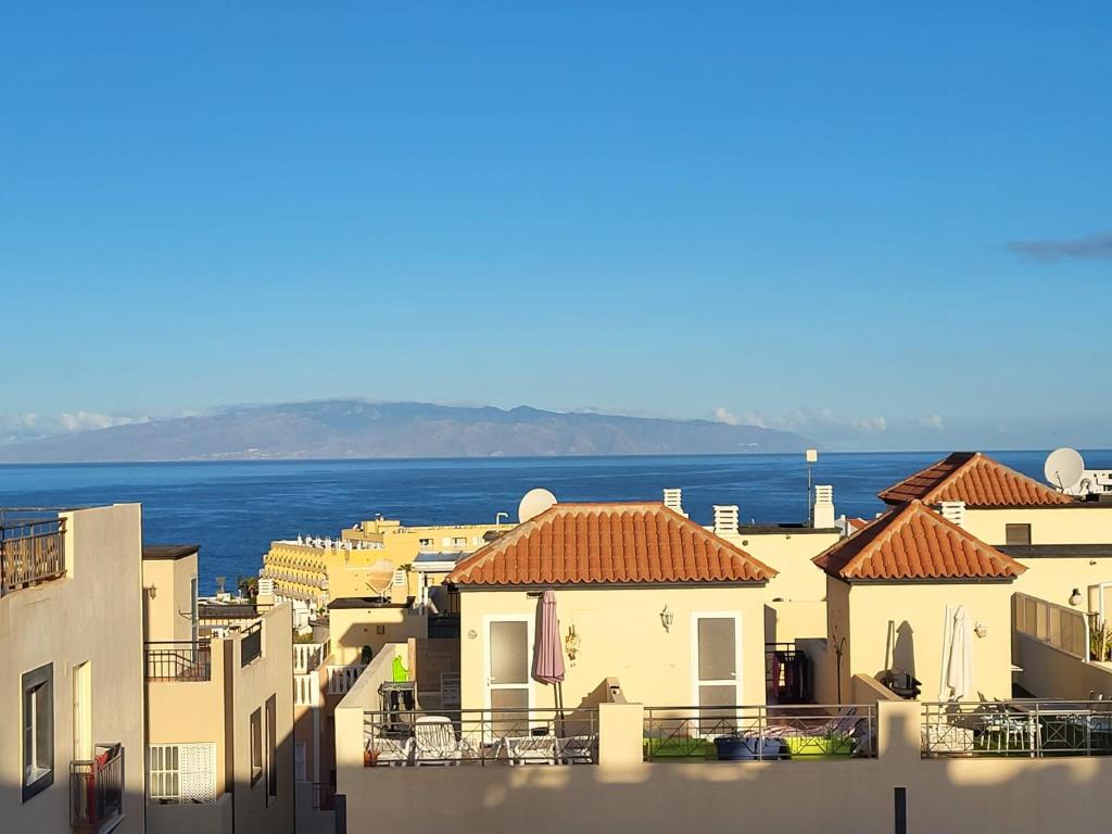 Apartment next to Ajabo Beach Pool & Ocean view photo 3