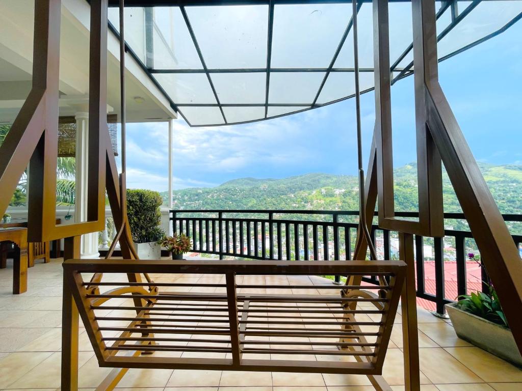 The SkyDeck Kandy photo 2