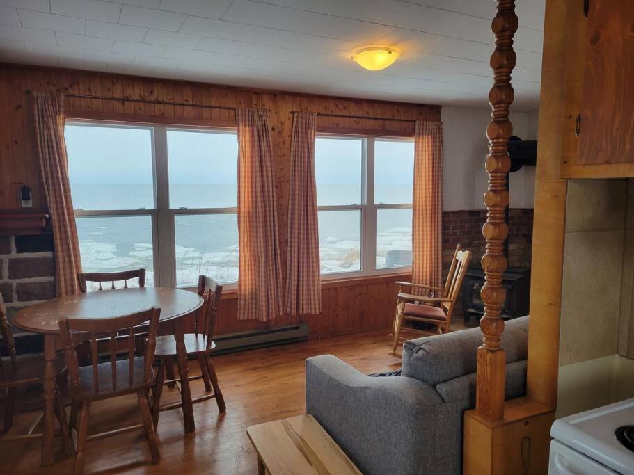 Le petit chalet de pierres photo 3