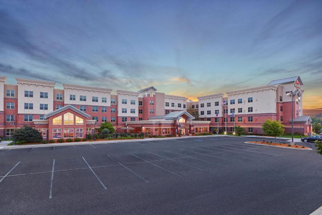 Residence Inn Minneapolis Plymouth photo 1