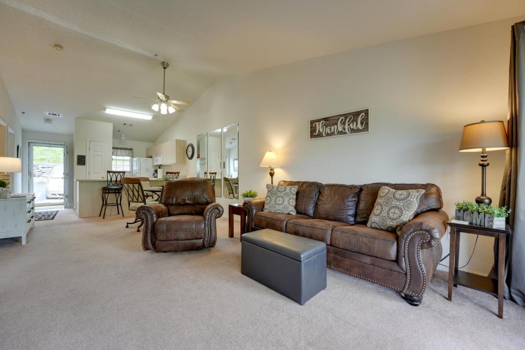 Condo with Family Amenities, 3 Mi to Branson Strip! photo 4