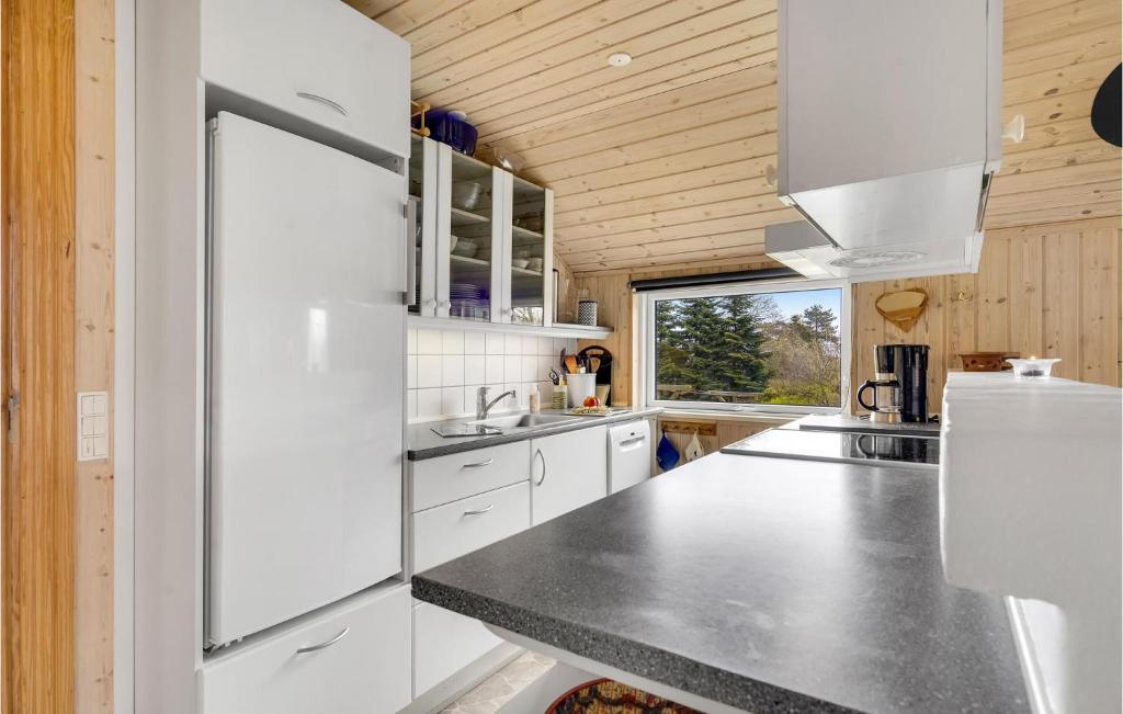 Awesome Home In Rudkbing With 2 Bedrooms photo 3