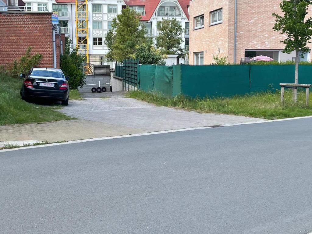 Ruim appartement met lift en gratis parking photo 2