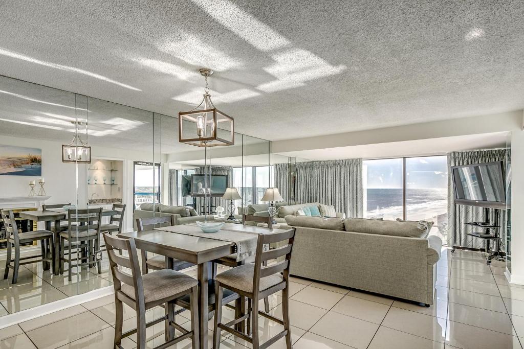 Forest Dunes Penthouse 1801 photo 1