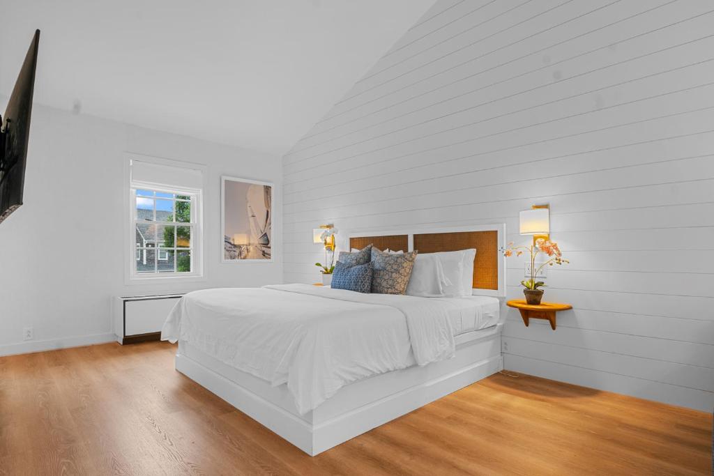Nantucket Inn photo 3