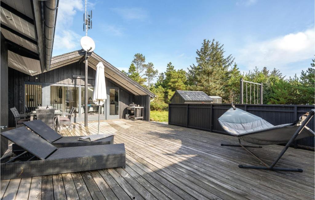 Awesome Home In Hvide Sande With 3 Bedrooms And Wifi photo 4