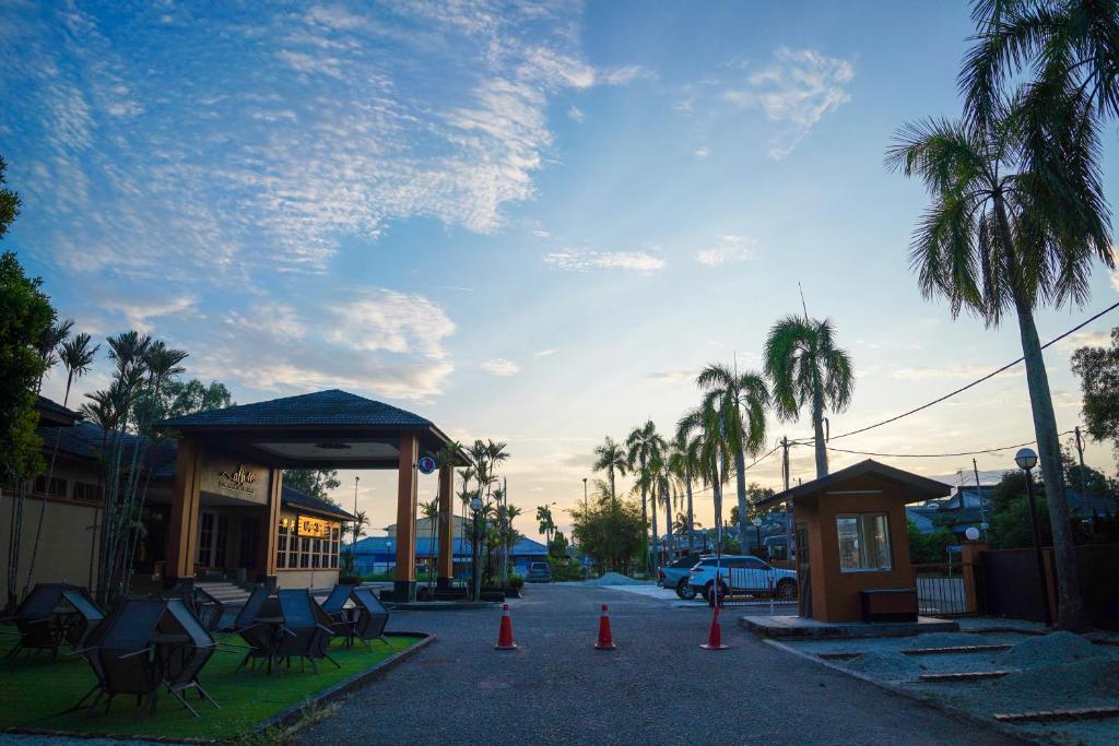 ALH Continental Resort photo 2