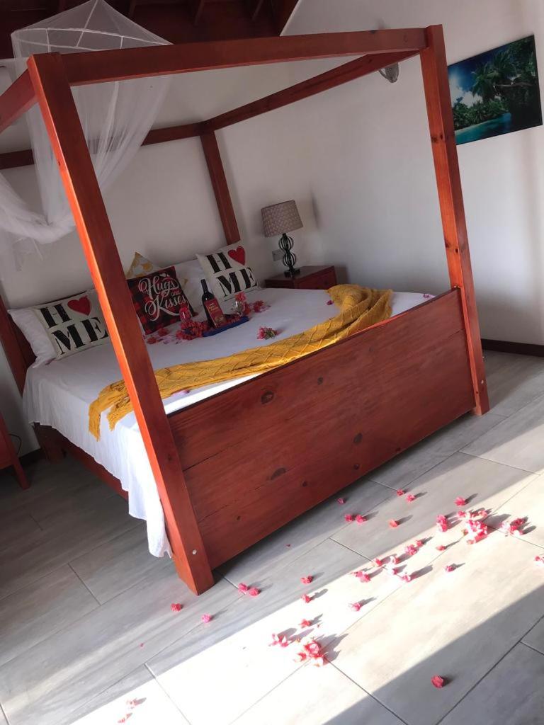 Cozy Oceanfront Room Hidden Treasure photo 1