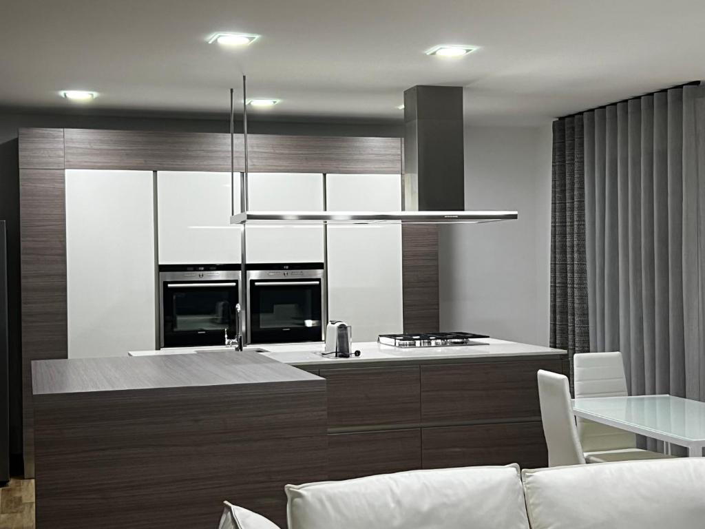 FRAGAGNANO LUXURY HOME
