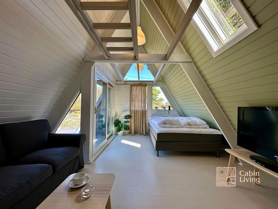 Fantastic Sea Cottage on Justøya Island, Lillesand photo 2