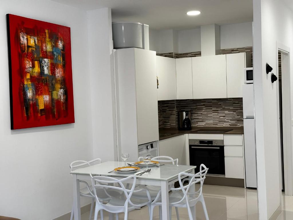 Magnificent and New apartment in Playa San Juan photo 3