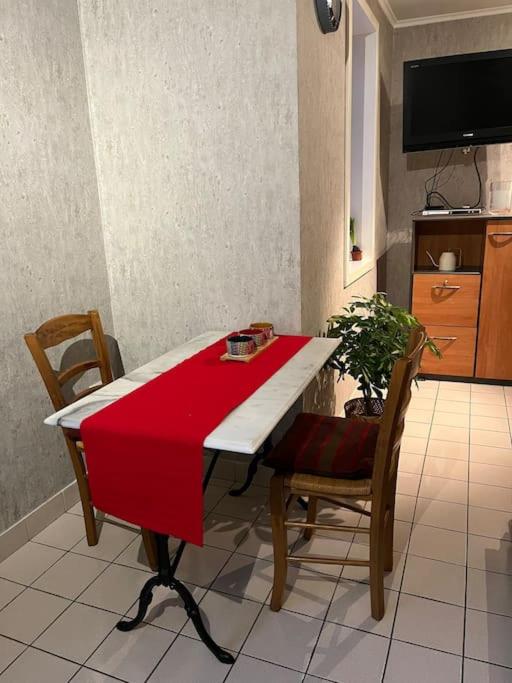Le Clos du Chateau Rouge 3* avec Parking securisé photo 1