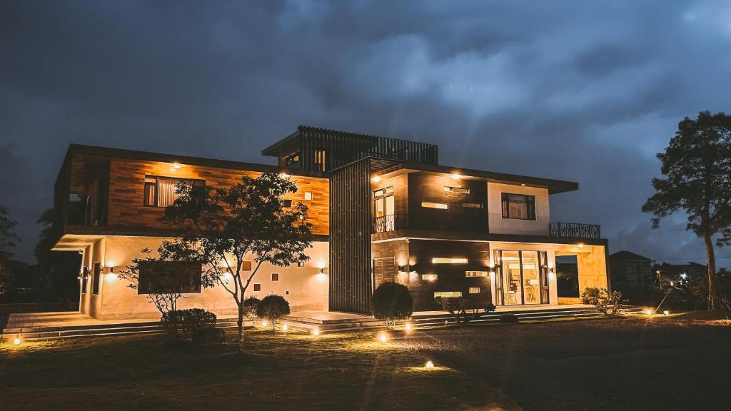 Green Light Villa
