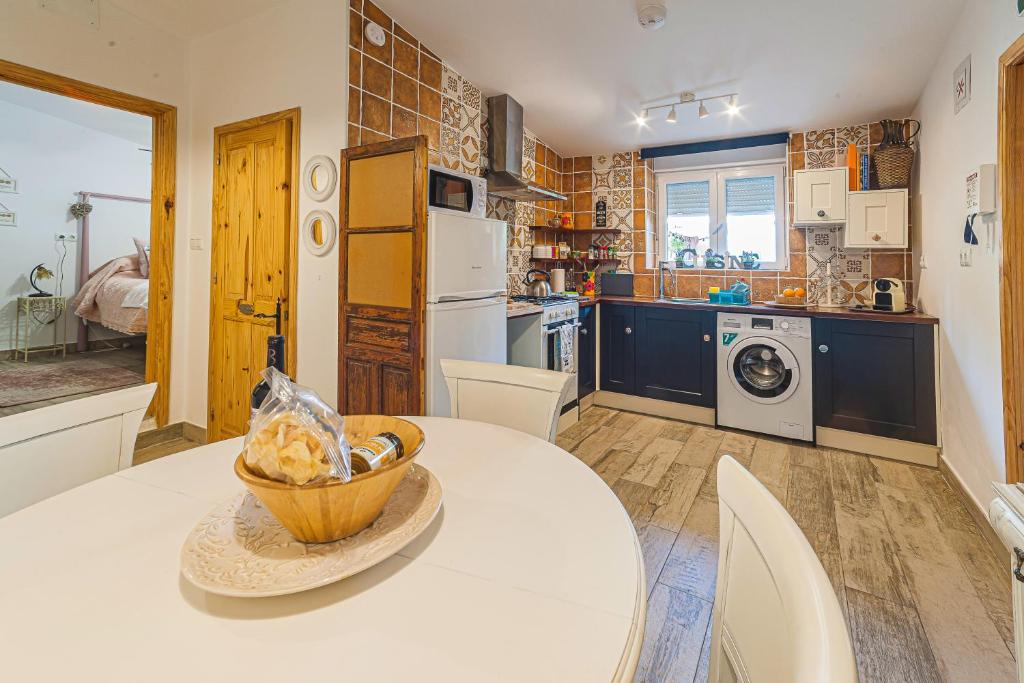 Luxury 2-Bed Garden Apartment in Pinoso photo 4
