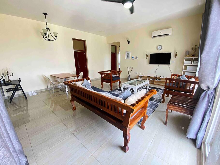 Mbweni Raffia Apartment photo 1
