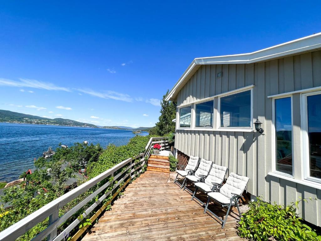 Summer cabin by the sea Holmsbu. (40 min from Oslo) photo 3