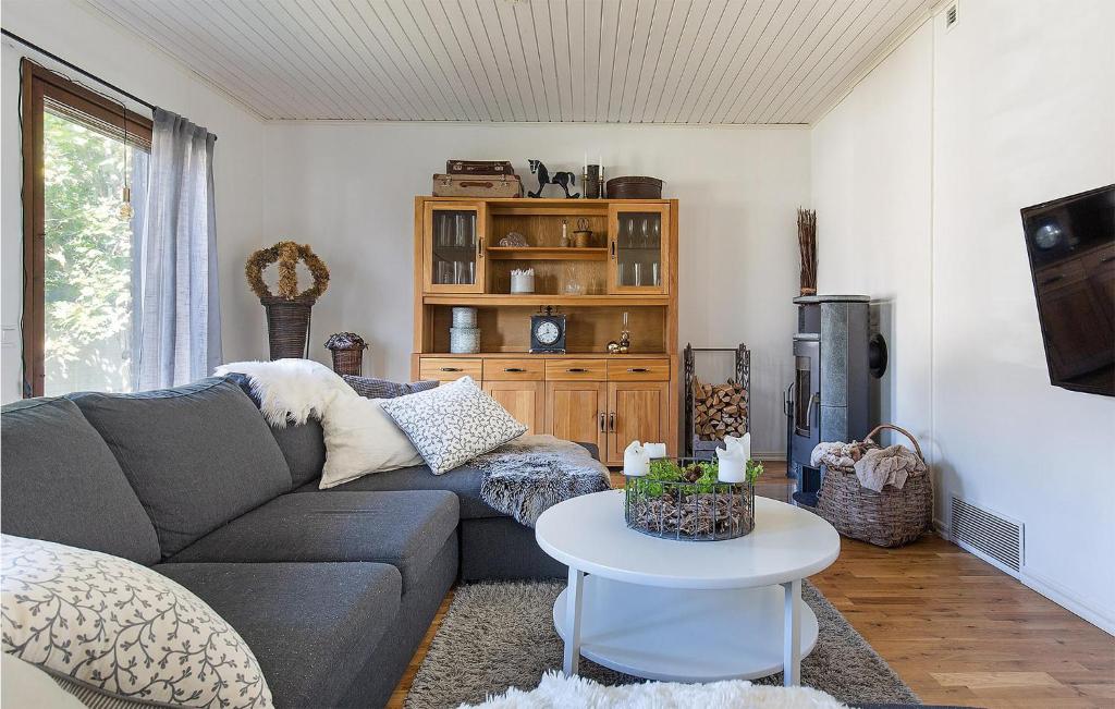 Beautiful Home In Borgholm With Wifi And 3 Bedrooms photo 4