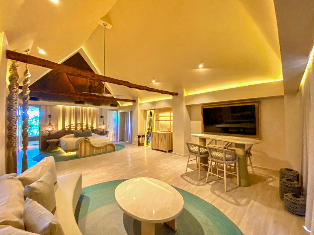 Hotel Shibari - Restaurant & Cenote Club photo 4