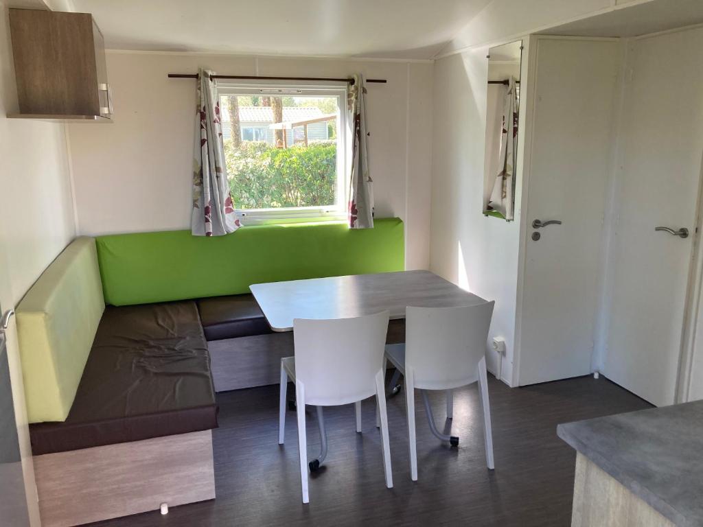 Mobile home 3 chambres Camping Cœur de Vendée 3 étoiles photo 3