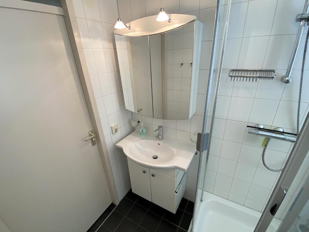 Seaside, Deurloo 53-07 photo 3