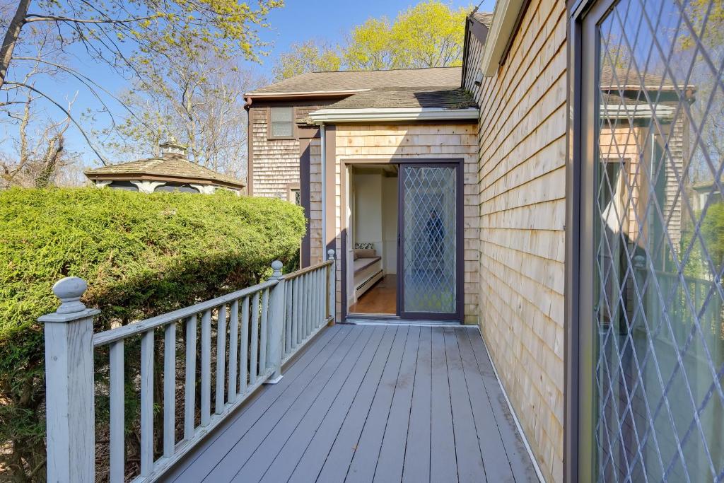 Ideally Located Sandwich Vacation Rental with Deck photo 2