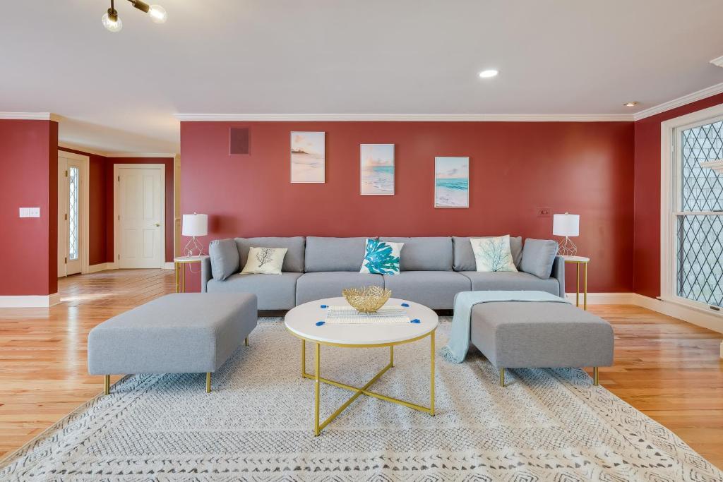 Spacious Vacation Rental in the Cape Cod Area! photo 4