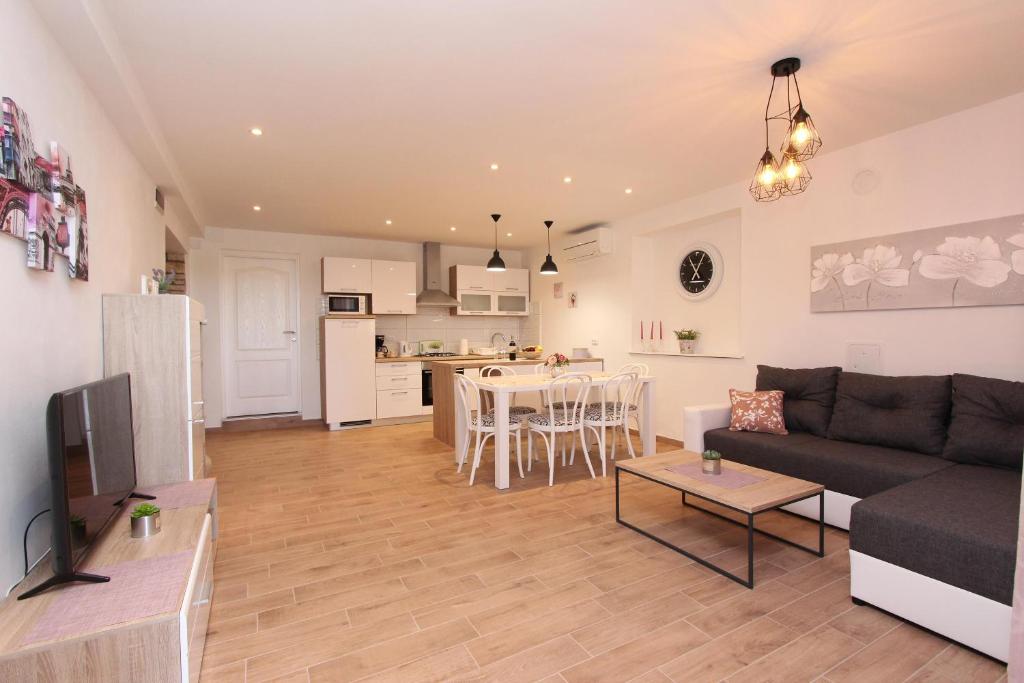 Apartments Ines photo 2