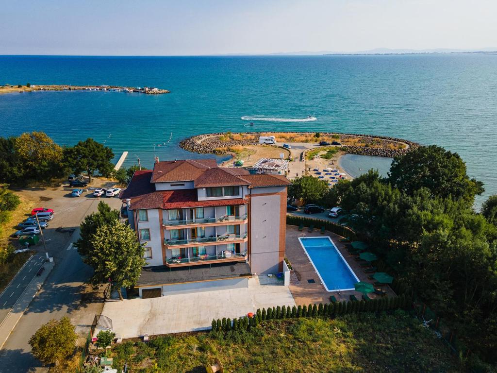 Lecardo Hotel photo 4