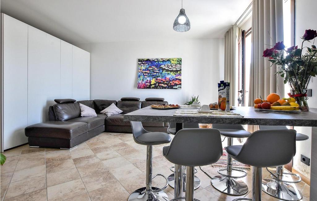 Nice Apartment In Custonaci With Wifi And 1 Bedrooms photo 2