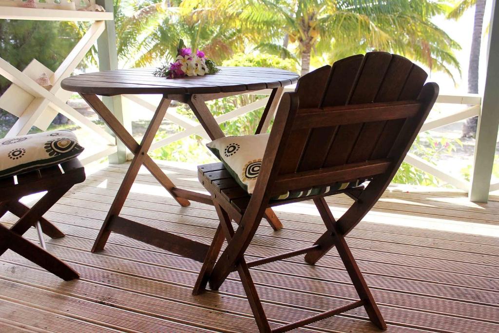 Paparei Beachfront Bungalows, Aitutaki photo 2