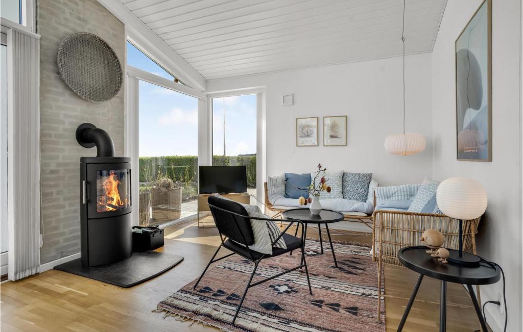 Amazing Home In Sjlund With Wifi And 3 Bedrooms photo 2