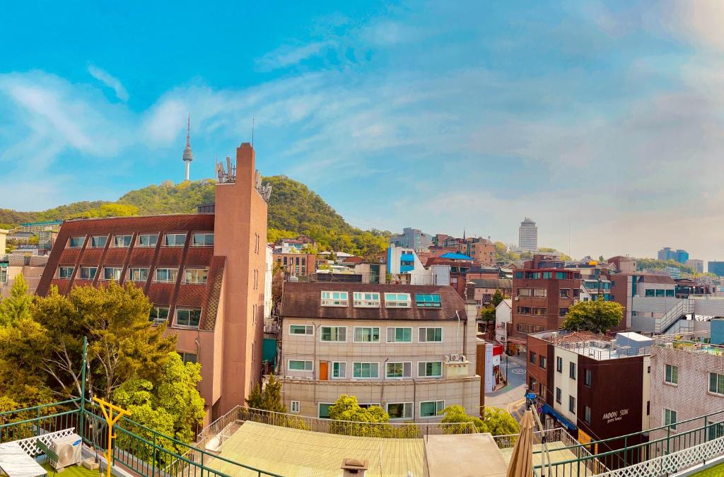 OYO Hostel Myeongdong 5 photo 2