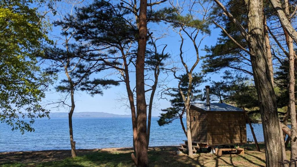 Roots inawashiro Lake Area photo 2
