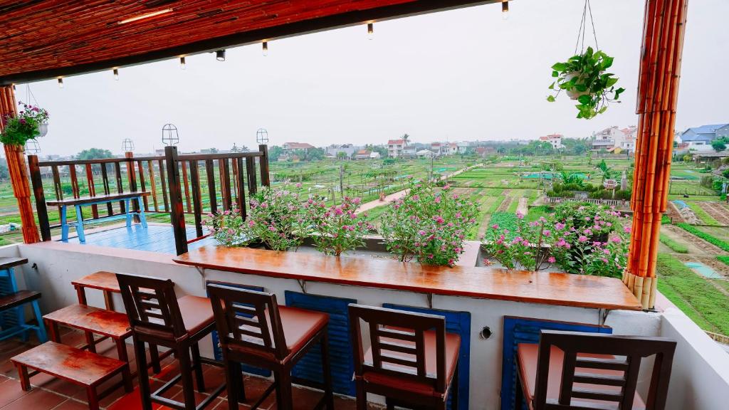 Tra Que Green Homestay