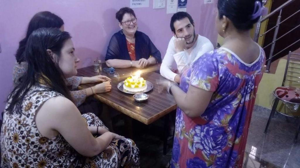 Azure Family Paying Guest House photo 4