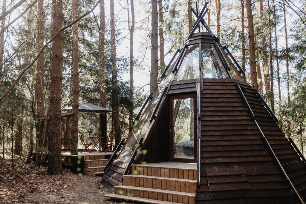 CallTipi glass house