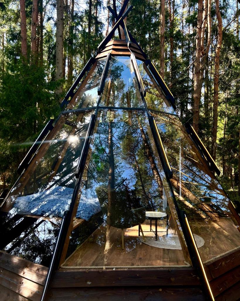 CallTipi glass house photo 3