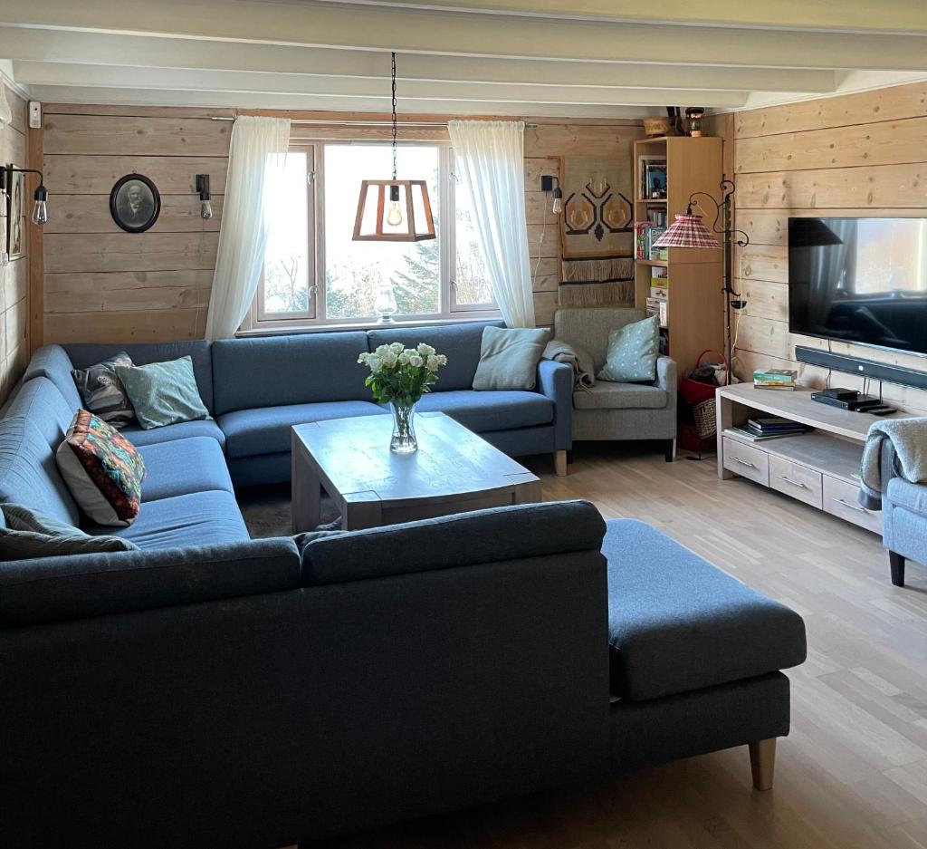 Secluded Holiday Home, With private beach photo 2