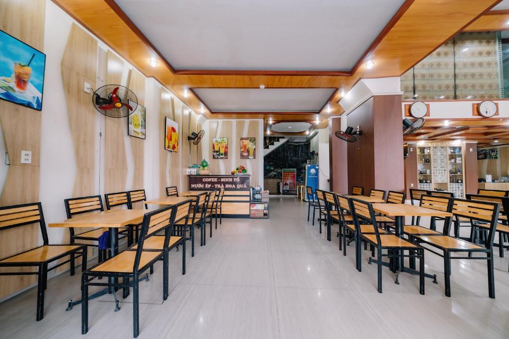 Khách sạn Mỹ Ngọc