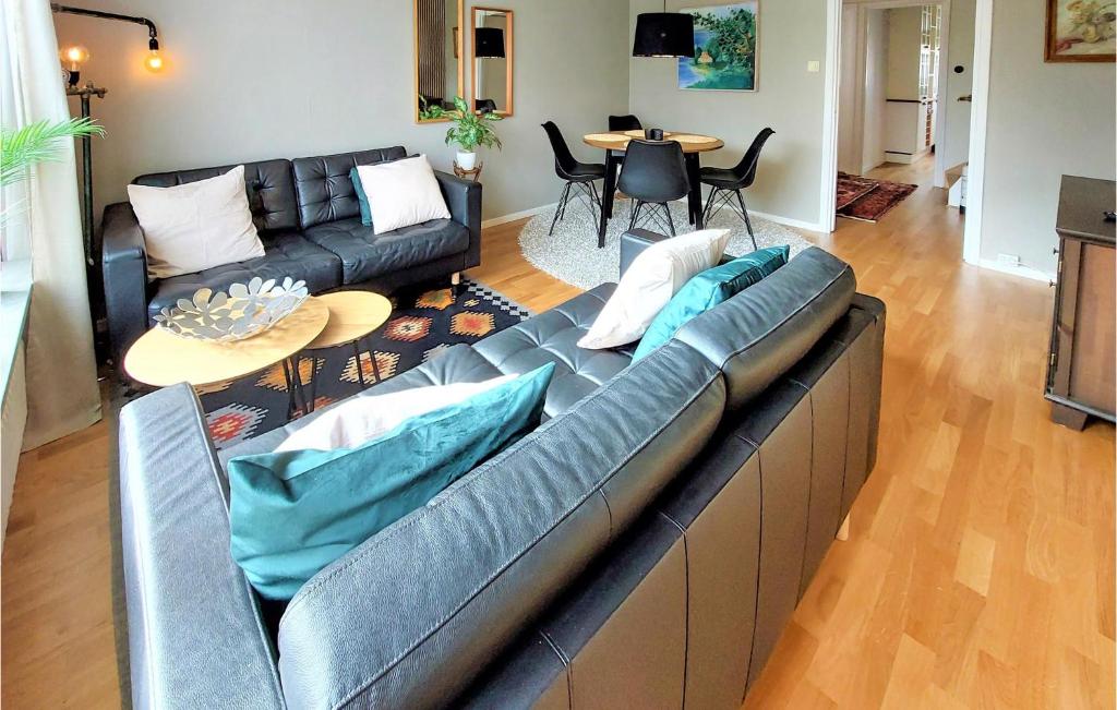 Awesome Home In Viken With Wifi And 2 Bedrooms photo 4