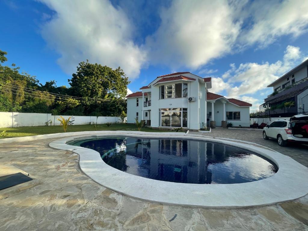 Villa Macheo photo 1