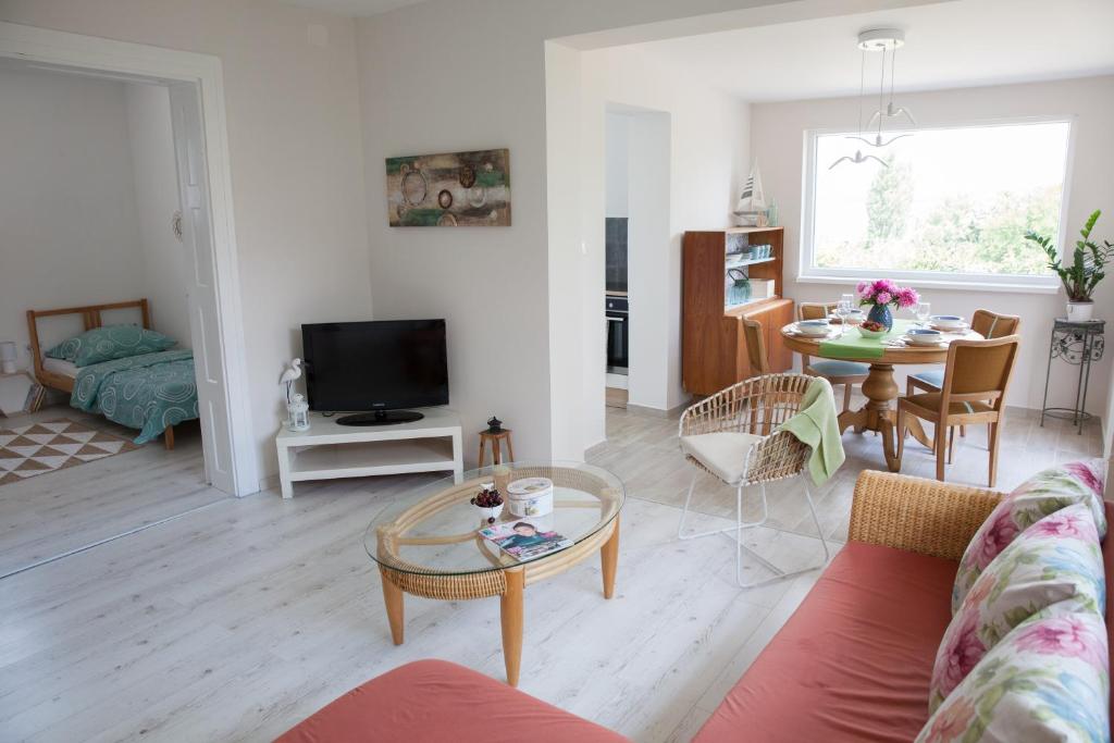 Turquoise Lake Guesthouse Balaton photo 2
