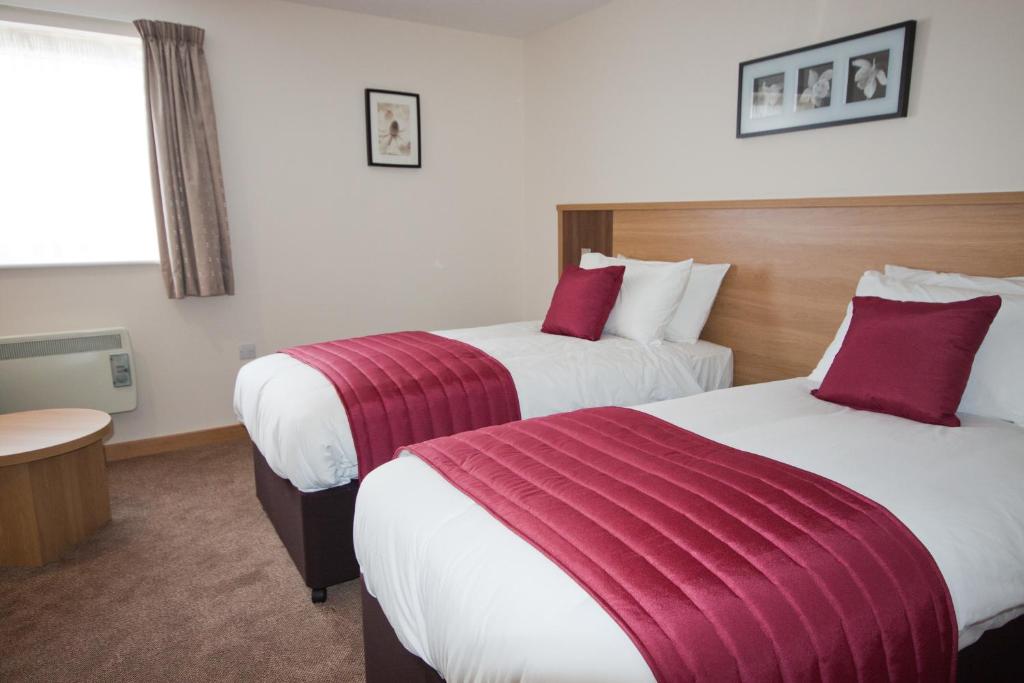 Weald of Kent Golf Course and Hotel Room Type - Superior Twin Room
