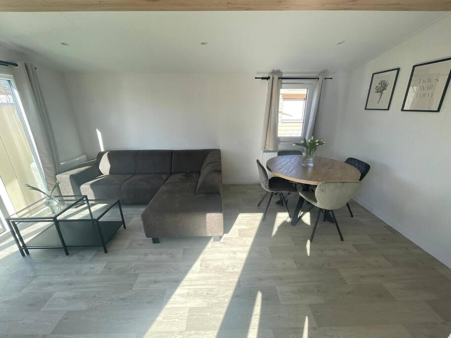 Cozy Chalet at the Beach in Petten, Netherlands photo 1