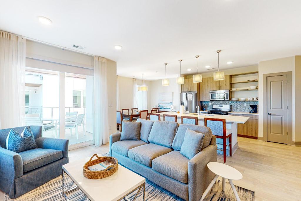 The Pointe 131 photo 2
