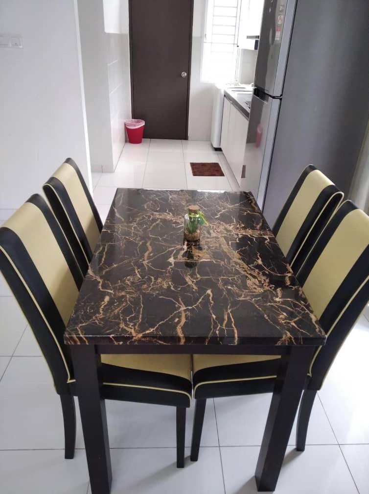 Cozy Homestay Desaru Family, Pool & Parking photo 1