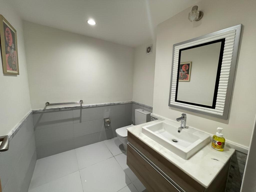 Marassi north coast 3 bedroom full marina view 8g photo 1
