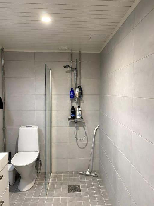 Moderni yksiö huippu sijainnilla photo 3